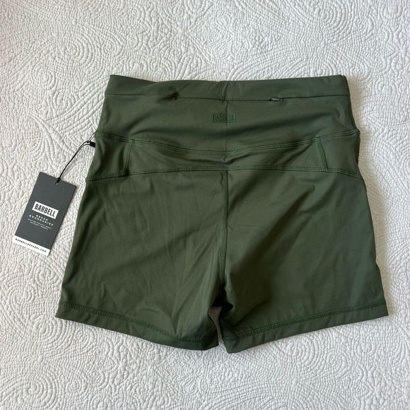 Barbell STAYPUT SHORTS IN RIFLE Size Medium 4.5” Inseam running workout - Picture 7 of 10